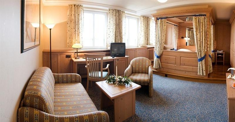 Hotel Goldener Helm Lichtenstein  Eksteriør billede