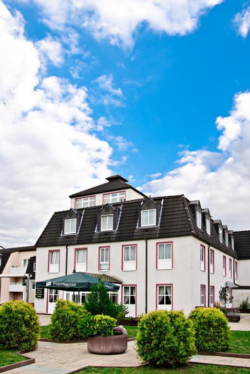 Hotel Goldener Helm Lichtenstein  Eksteriør billede